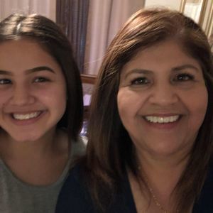 Meet your Posher, Gloria